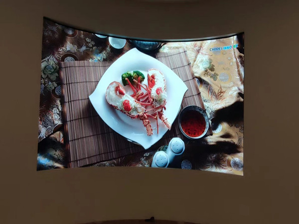 牧野室内P2.5弧形LED屏